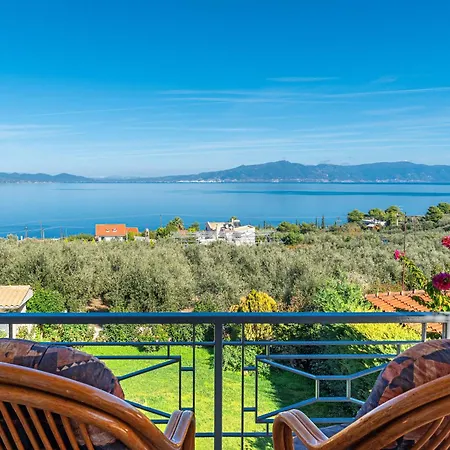Thea 1 Hour And 50 Minutes To Athens Airport Holiday home *